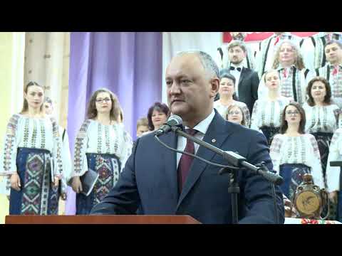 Igor Dodon a vizitat colholzul „Pobeda” din satul Copceac, UTA Găgăuzia și a participat la sărbătoarea dedicată agricultorilor din Taraclia