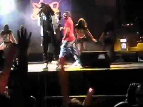 Fuego Ft Black Point, Mozart La Para y Villanosam - Que Buena Tu Ta @ Red Bull Talento De Calle (Live) (2011)