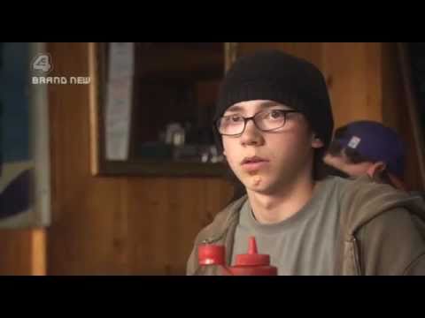 Skins - Episode 01: Tony Original Air Date: January 25, 2007 Channel: E4 Tony is a smart 17 year old. So smart he believes he can get his best mate Sid laid, and mak...