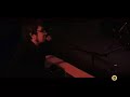 en directo en el auditorio de castell�n. tema inclu�do en su disco 