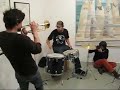 jumatate de pisica alba-jumatate de pisica neagra