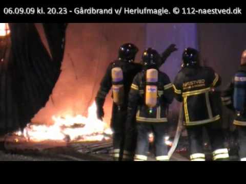 060909 - kl. 20:23 bliver Næstved Brand & Redning samt station Herlufmagle alarmeret, til en gårdbrand på Suså Landevej. Og kort tid efter 2. vagthold fra Næstved sam...