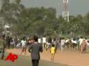 raw-video-man-throws-10000-from-plane.html