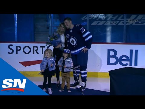 Paul Stastny Honoured Before Playing In His 1,000th Game