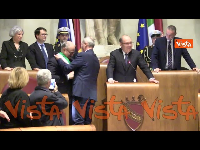 Carlo Verdone sindaco di Roma per un giorno, la cerimonia in Assemblea Capitolina