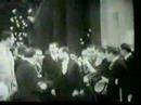 Capitulo III (Parte Final) y Capítulo IVCapítulo IIIEl Origen y Responsabilidad del Estado Este capítulo aborda un tema casi tan antiguo como la existencia del hombre: la relación, muchas veces conflictiva, entre Estado y Ciudadano. ¿De dónde proviene el gobierno y cuál es su razón de ser? Capítulo IVÉramos un Milagro y lo Podemos Volver a Ser Refleja que durante los años 1920 a 1957 Venezuela fue un milagro económico, destacando la prosperidad de la época y los factores que contribuyeron a ella.=====Misión Riqueza es una iniciativa sin fines de lucro y sin bandera política que busca informar y educar a diferentes sectores de la vida nacional sobre los cambios estructurales necesarios para crear crecimiento económico alto y sostenido: instituciones y políticas económicas basadas en principios éticos que respetan la libertad y dignidad del ser humano. Esta iniciativa es el resultado del aporte de un conjunto de profesionales y académicos de importante trayectoria quienes analizan la situación venezolana y se apoyan en amplia evidencia empírica para sugerir soluciones consistentes con la naturaleza humana, promotoras de libertad y prosperidad. Las propuestas se han venido plasmando en tres diferentes libros de la serie 