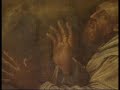 Un documentario storico, artistico, culturale e religioso sul Tempio Malatestiano di Rimini. Dall'originarioa chiesa francescana ai fasti di Sigismondo Malatesta, dai bombardamenti durante la seconda guerra mondiale alla difficile opera di ricostruzione e restauro, fino all'erezione a Basilica minore. Un viaggio alla scoperta, attraverso immagini, dati storici e testimonianze, delle ricchezze di un impareggiabile gioiello dell'arte rinascimentale. Il crocifisso di Giotto, l'affresco di Piero della Francesca, i bassorilievi di Agostino di Duccio, la tela dipinta di Giorgio Vasari: sono solo alcune delle testimonianze del valore artistico del Tempio Malatestiano, lo scrigno marmoreo progettato da Leon Battista Alberti che cattura per la sua originalità , imponenza, ricchezza di significati. Un luogo sacro dove la contemplazione del bello si congiunge con l'elevazione spirituale a Dio.