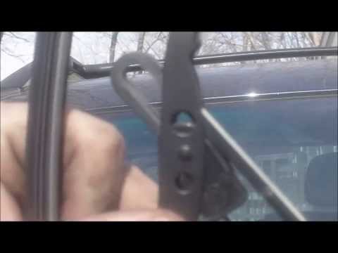 How To Change Windshield Wipers (Lexus RX350)