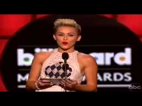 awards - Justin Bieber WINS 2013 Billboard Music Award Best Male Artist Miley Cyrus PresentsJustin Bieber WINS 2013 Billboard Music Award Best Male Artist Miley Cyrus...