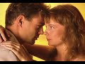 michelle astaburuaga +mar�a luisa souza + roberto espinoza + carlos narea dan vida al recordado grupo tiza. mucho �xito tanto en chile como en europa. la canci�n es del a�o 1973. vea tambi�n el video de pachi y pablo.
http://usuarios.lycos.es/coyan22/videos/videos.htm