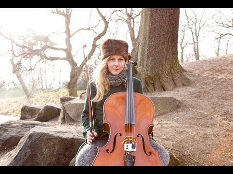405tv Session: Linnea Olsson - 'Dinosaur'