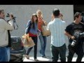 videos de Miley Cyrus is a Paparazzi Magnet
