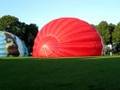 filling 2 air balloons in den bosch holland luchtballon