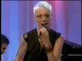 videos de Annie Lennox WONDERFUL (2004 TV Performance)