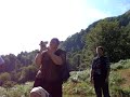 Pe drumul spre manastirea Patrunsa puteti sa va trageti sufletul in acest loc minunat