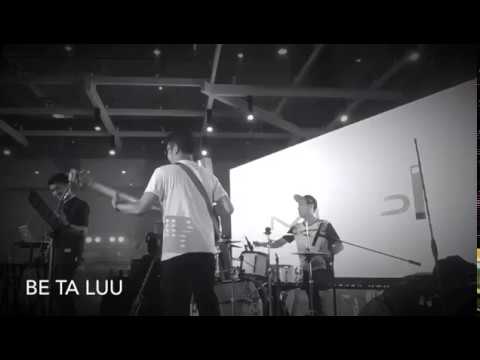 UP and DOWN - Indro Hardjodikoro (Cover) LIVE