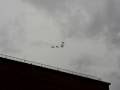 Aviones de guerra volando sobre Londres