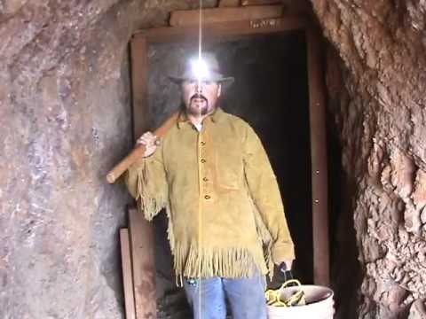 FINDING GOLD !!! How to find Gold in Old Gold Mines. Ask Jeff Williams