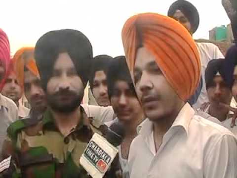 WEAR A TURBAN WITH CLOSE EYES. FEROZPURIA TURBAN CENTRE 94635-95040