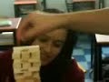 col mex jugando jenga con el profesor de civismo