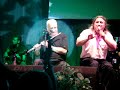 http://www.youtube.com/watch?v=ixQ5K3E65cg&feature=related Dinlenesi....