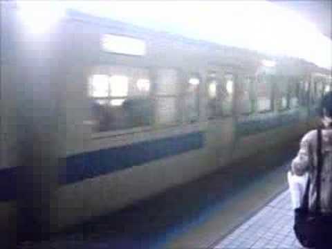 セキG-02編成　出発の瞬間