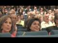 videos de Aula de Mayores - imposición de becas