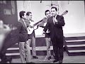 uno de los grandes exitos de raul shaw moreno, artista boliviano.

author: jose alfredo jimenez