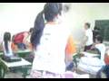 videos de Todo mundo rezando na classe qq-
