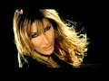Hande Yener -