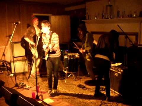 Interview: Dustin Payseur of Beach Fossils YouTube Preview Image