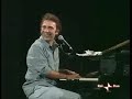Stefano Bollani imita Battiato - Hai mai letto Kundera?