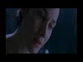 Sub Español Con este Video termino todas las batallas interesantes del The Matrix.. Proximamente Matrix Reloaded. En este video se ve como NEO al fin se convierte en el elegido.. y aqui se cumple lo que dijo la pitonista.. Este es un buen detalle la mayoria no se a dado cuenta.. La pitonista le dijo a NEO que el no era el Elegido.. Pero que Presentia algo grande tal vez 