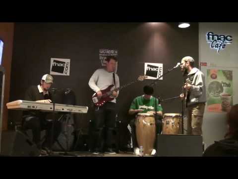 Groundation Praising