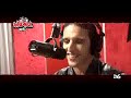 Geschiedenis op je beeldscherm! Ali B in de tent en hij heeft letterlijk 100 en 1 barz voor je meegenomen. Voor degene die de tel kwijtraken, staat er een handig tellertje onderin.

P'z