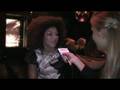 Nikki Belle intervjuu lounge-restoranis Museum