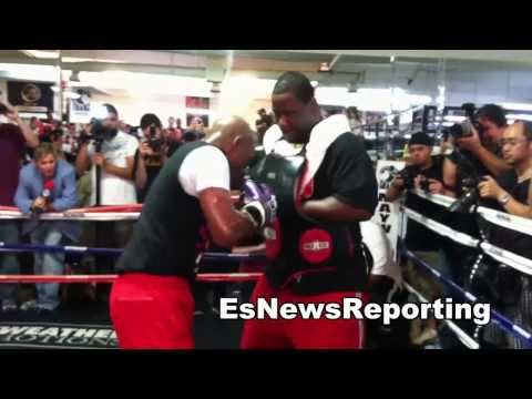 Manny - In this http://www.esnewsreporting.com video we take a look at the story behind the story. EsNews is a sports channel talking to stars, celebs, trainers, fan...