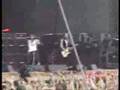 RHCP - Live in Berlin - 15-06-06 - 04 - Charlie