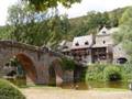 BONJOUR A TOUS ET BONNE VISITE .....