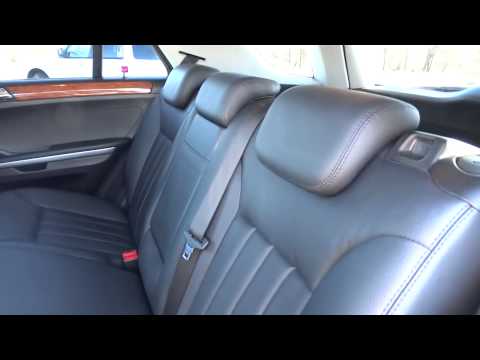 how to adjust headrest in ml350
