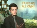 Josh Hutcherson Talks "The Kids Are All Right"(10 days ago)