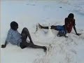 Kenya: Diani/Ukunda - Due bambini parlano del futuro
