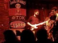 manwlis famellos-i zoi pou trexei