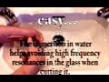cut glass with scissors !