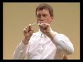 Fry & Laurie - Doblar cucharas