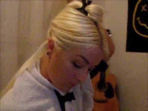 how to whiten towels uk