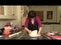 Lindy's Wonky Celebration Cakes DVD - A taster