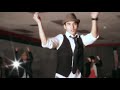 Vinh Nguyen "Rock with You"