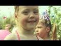 F Feesje Video and Lyrics