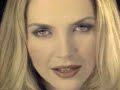 Saint Etienne - Like A Motorway (Video) Saint Etienne - Like A Motorway (Video)